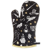 Hallmark Harry Potter Icons Oven Mitt (Indies exclusive)  1HPO1102A