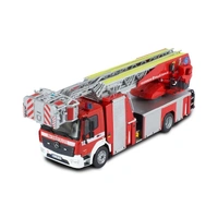 IXO Models 1/43 Mercedes-Benz Atego  Dla(K)23/12 Feuerwehr Halle (Saale)